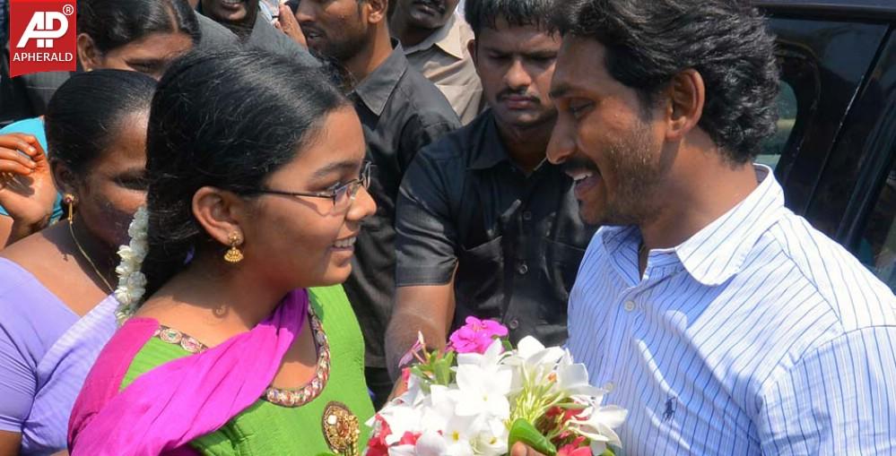 YS Jagan Campaign Photos