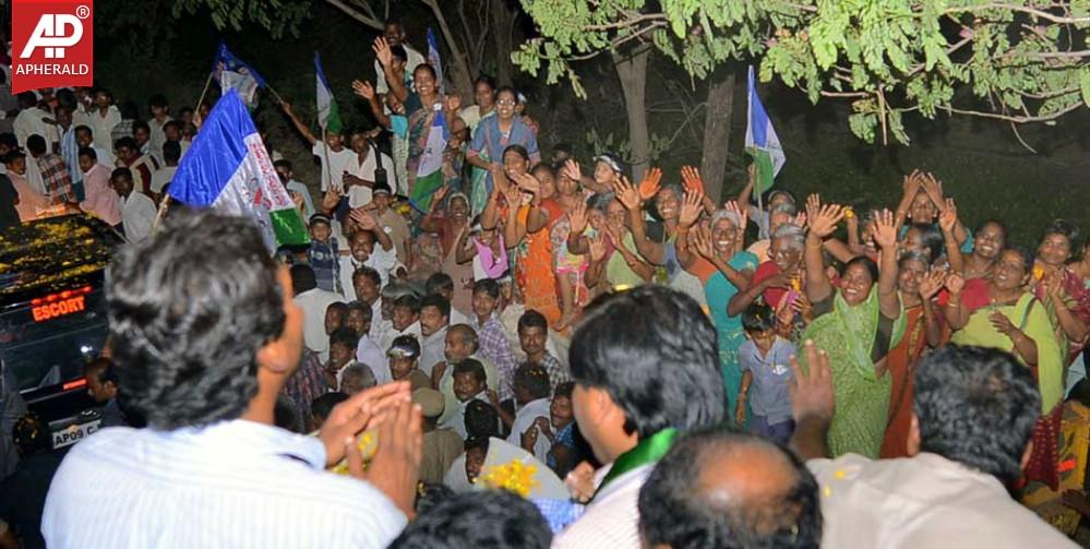 YS Jagan Campaign Photos