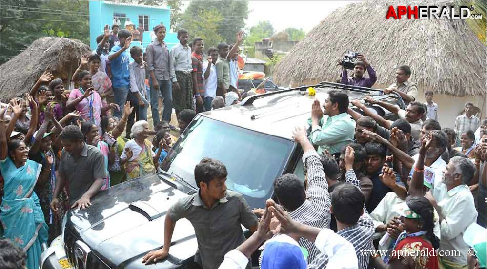 YS Jagan  Samaikya Sankharavam Yatra