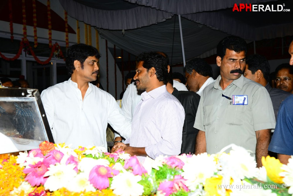 YS Jagan visited ANR