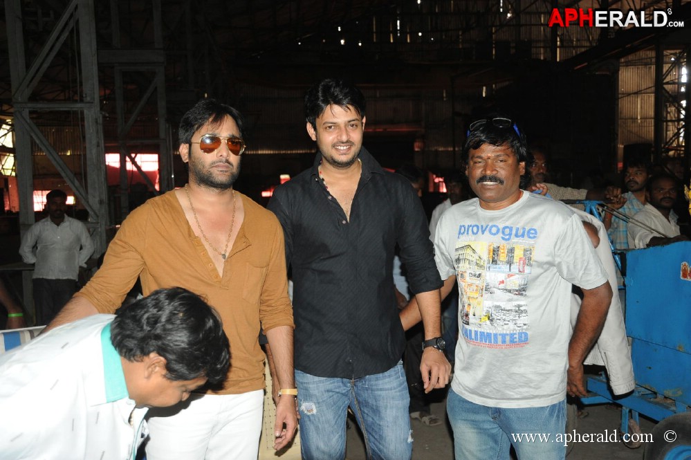 Yuddam On Loacation Pics