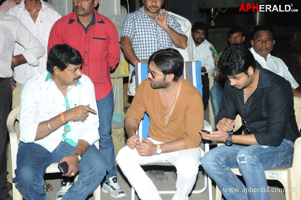 Yuddam On Loacation Pics