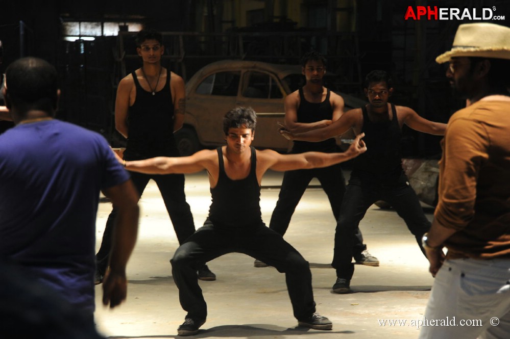 Yuddam On Loacation Pics