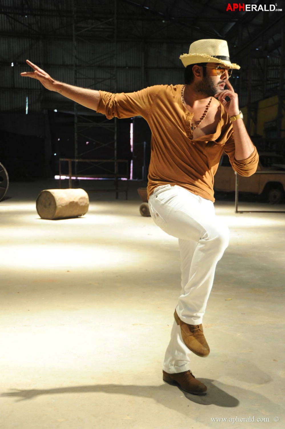 Yuddam On Loacation Pics