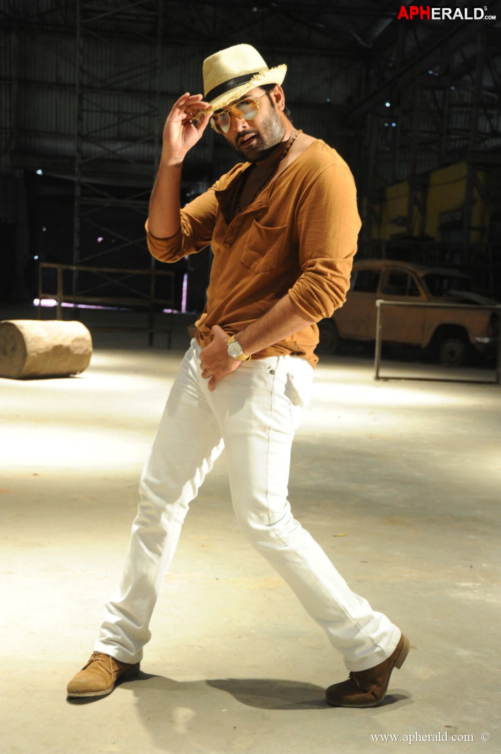 Yuddam On Loacation Pics