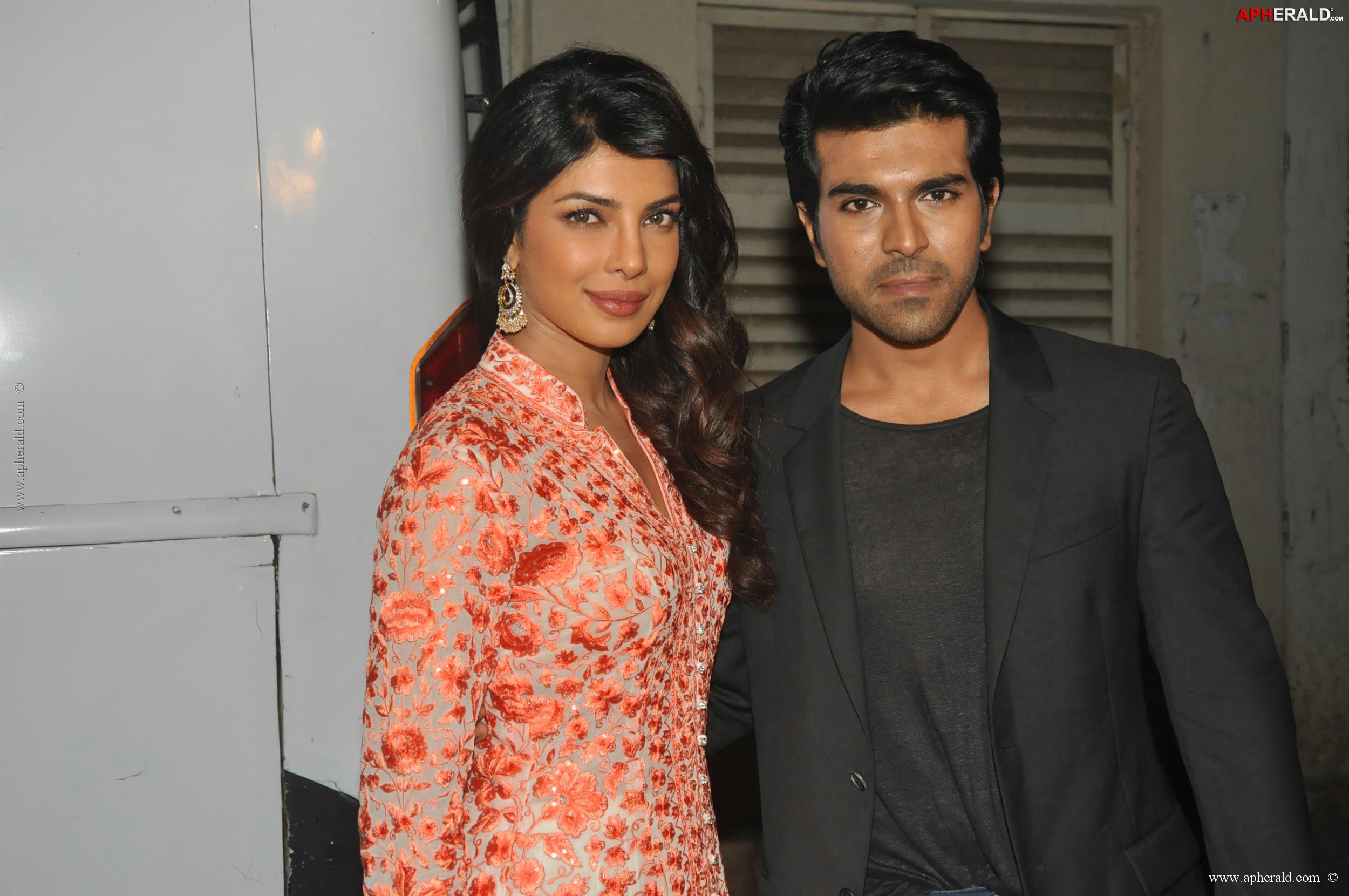 zanjeer promotions at tv serial badea
