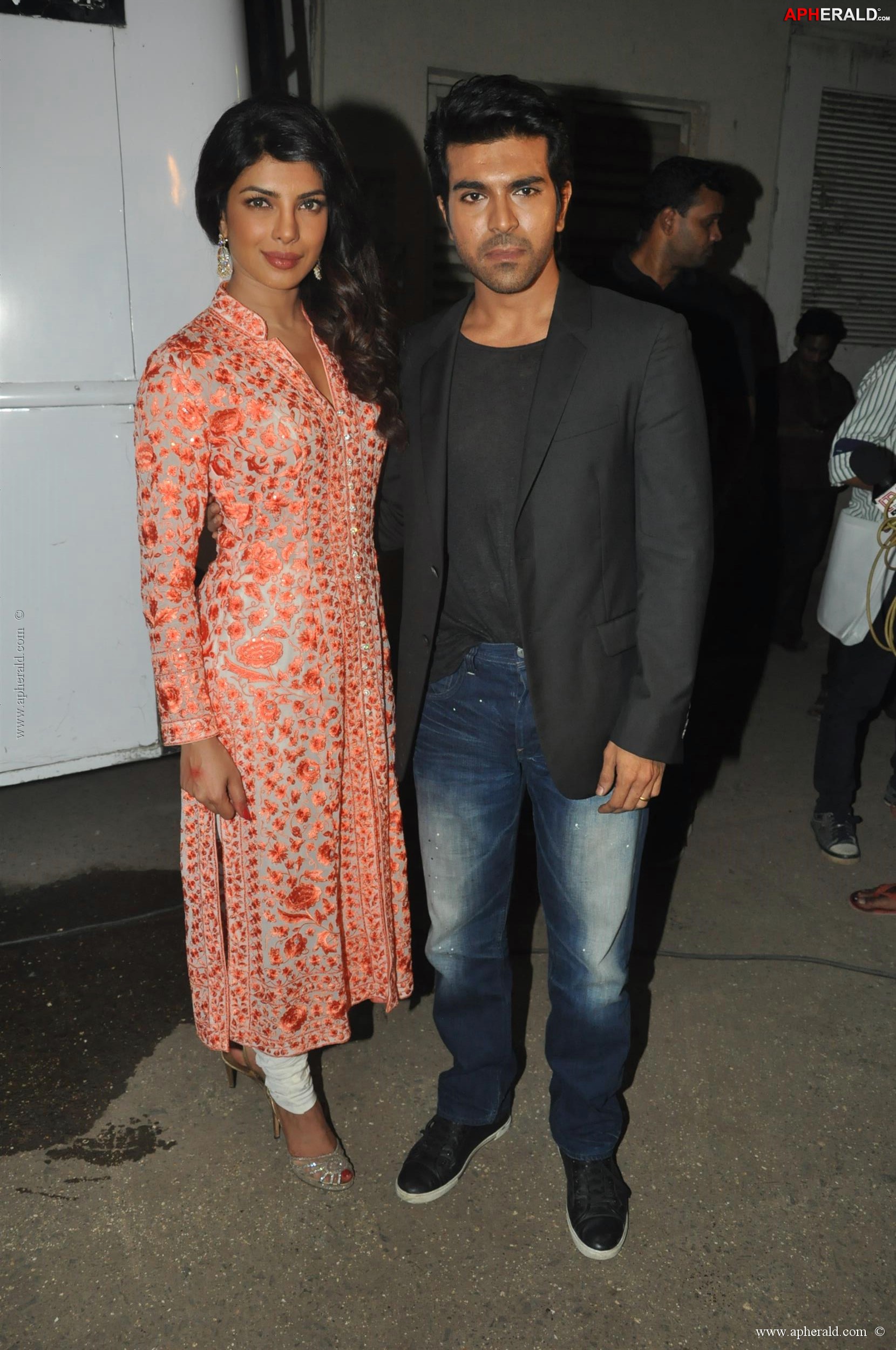 zanjeer promotions at tv serial badea