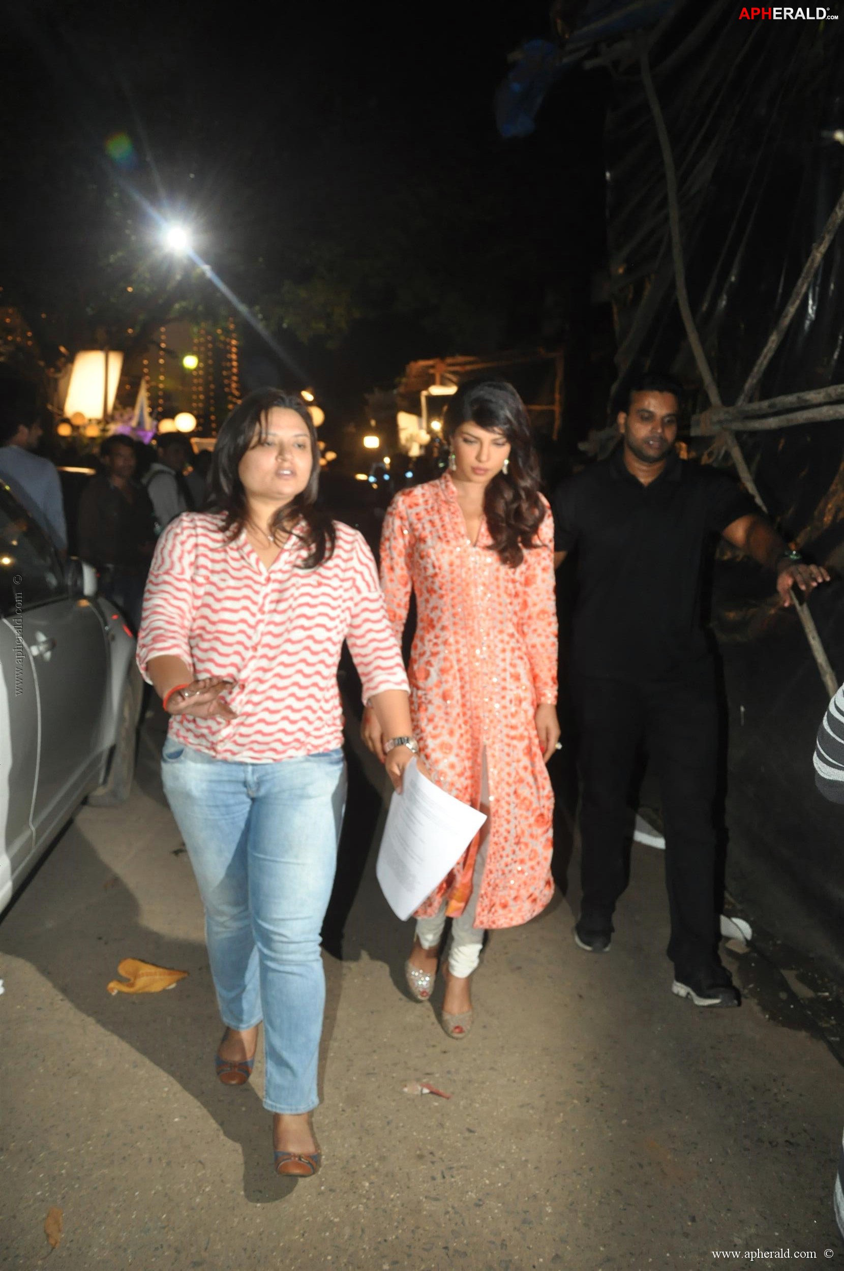 zanjeer promotions at tv serial badea