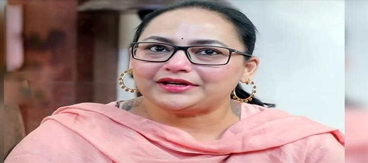 17 വയസ്സുള്ളപ്പോൾ 50 വയസ്സുകാരനുമായി വിവാഹം; അഞ്ചു എന്ന നദിക്കു പിന്നീട് എന്ത് സംഭവിച്ചു!