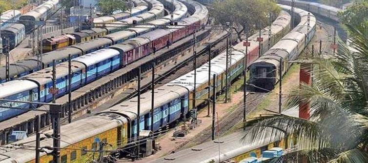 भारतीय रेलवे ने 90 नई स्पेशल ट्रेनें शुरू कीं
