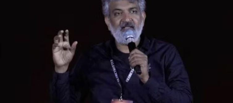 దేవుడిపై రాజమౌళి కామెంట్స్.. కరెక్ట్ టైంలో వైరల్ అవుతున్న పాత వీడియో.!