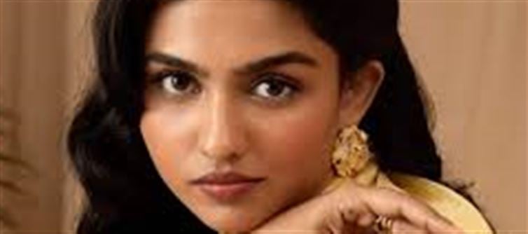 “Sstar” Movie Release: Mamitha Baiju Plays Key Role in ‘Chelli’