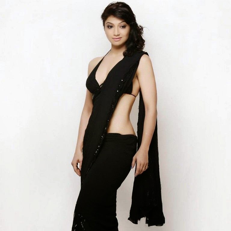 Aackruti Nagpal Sexy Saree Stills