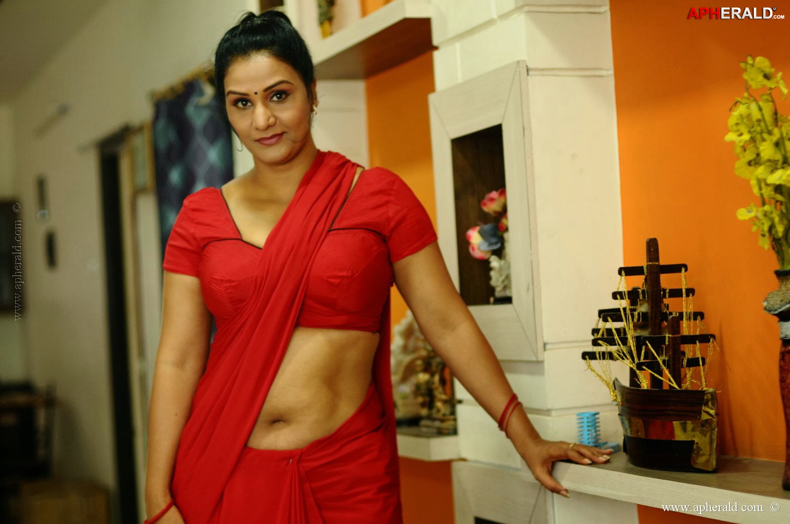 Aapoorva Hot Photos