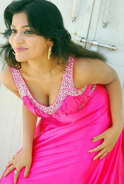 Actress Anitha Reddy Spicy Photos