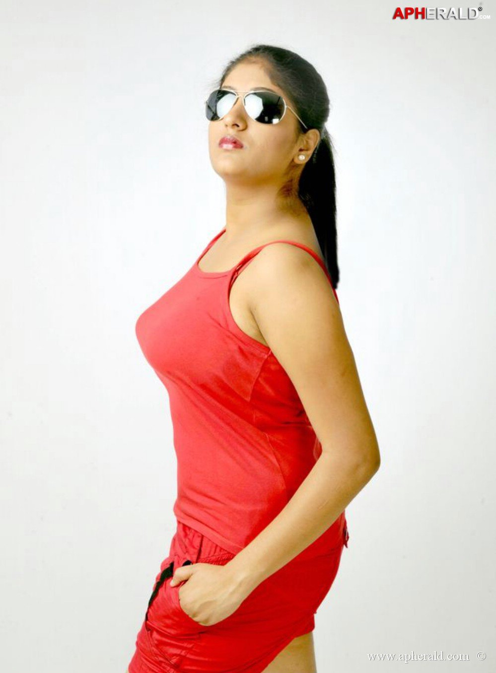 Actress Ashi Hot Navel Still