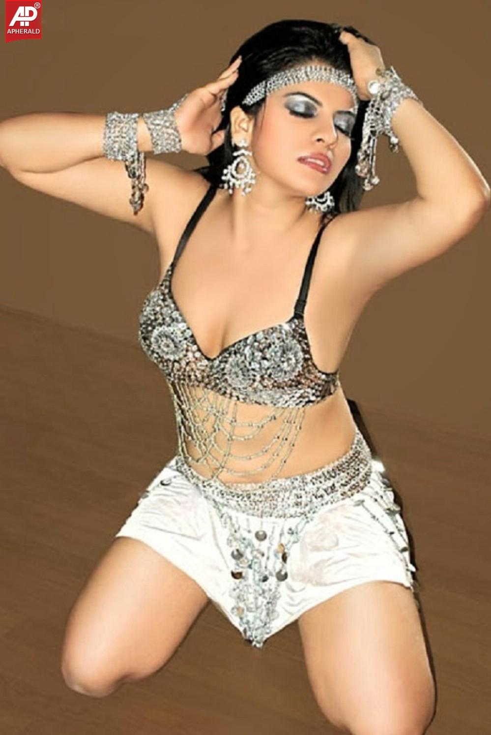 Actress Hot Spicy Pictures