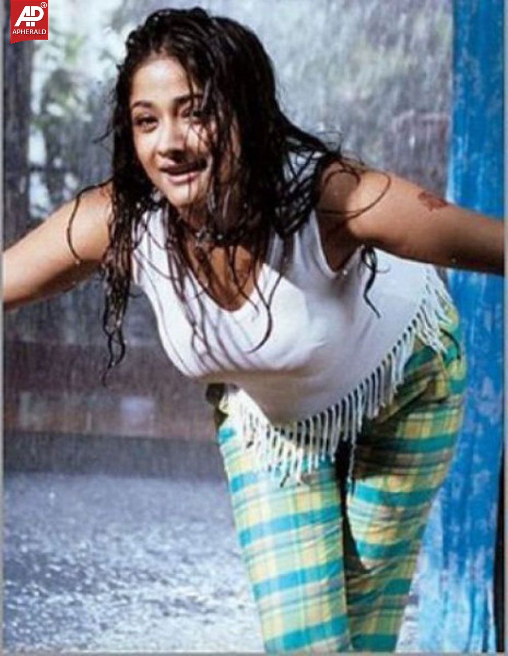 actress kiran hot photos