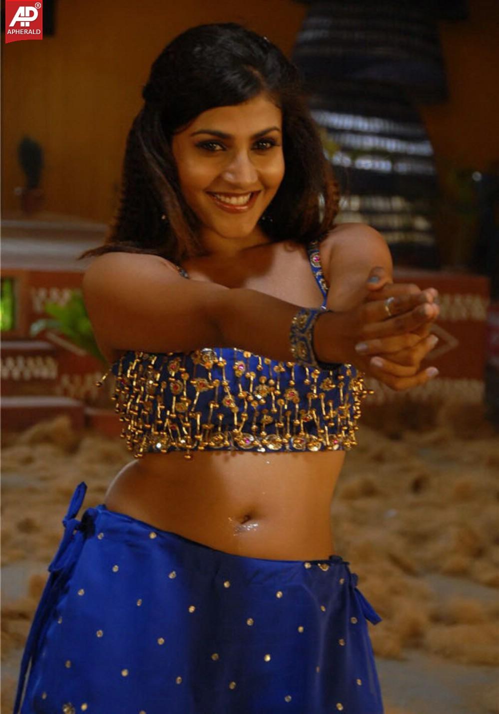 Actress Kousha Hot Stills