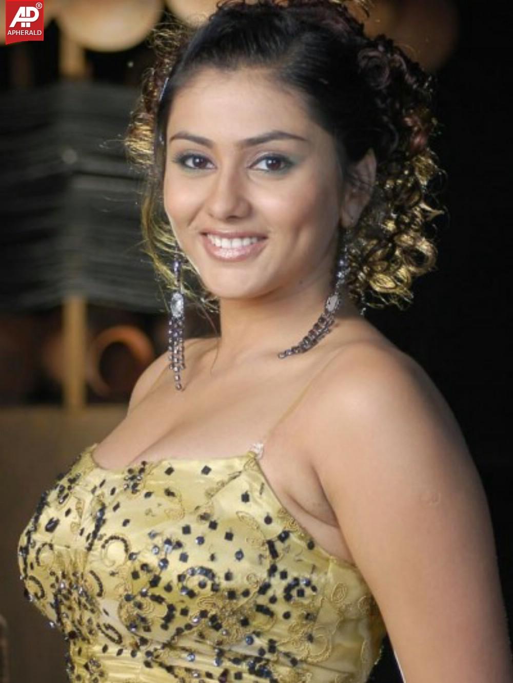 Actress Namitha Sexy Photoshoot