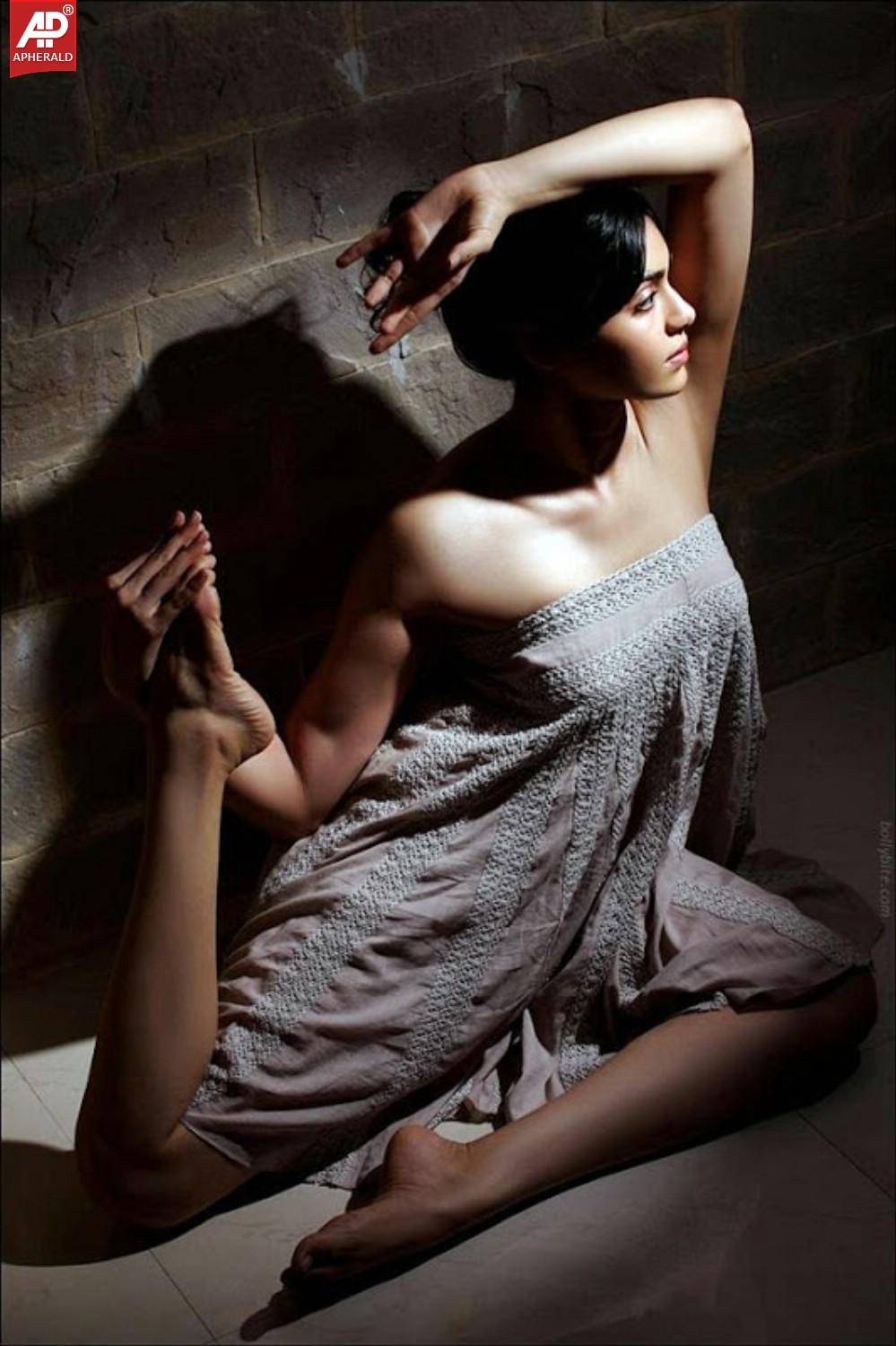 Adah Sharma Spicy Pics