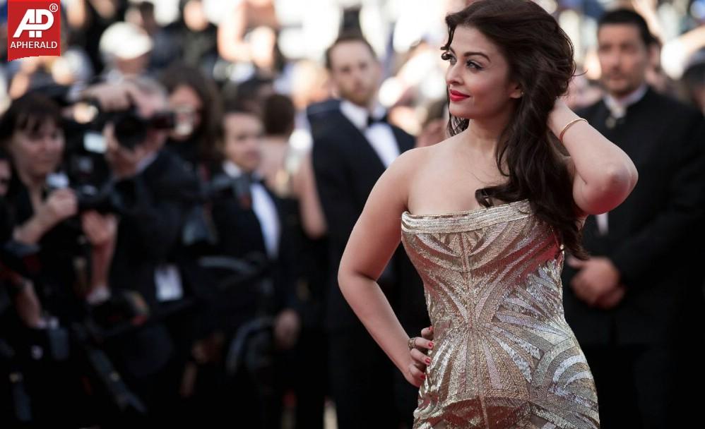 Aishwarya Rai Bachchan Hot Images