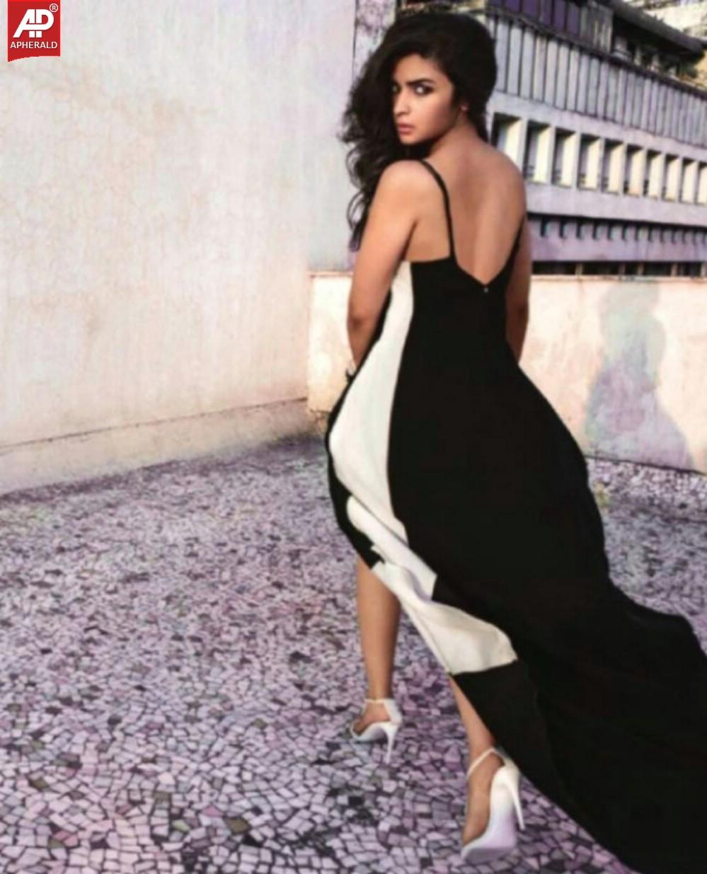 Alia Bhatt Hot Photoshoot