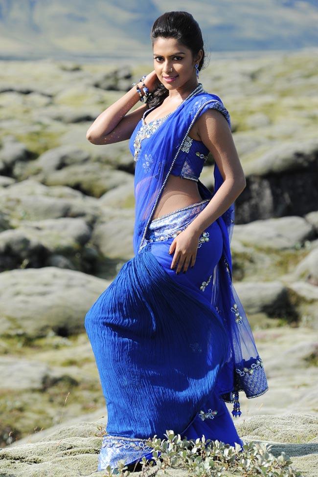 Amala Paul Hot Navel Show Photos