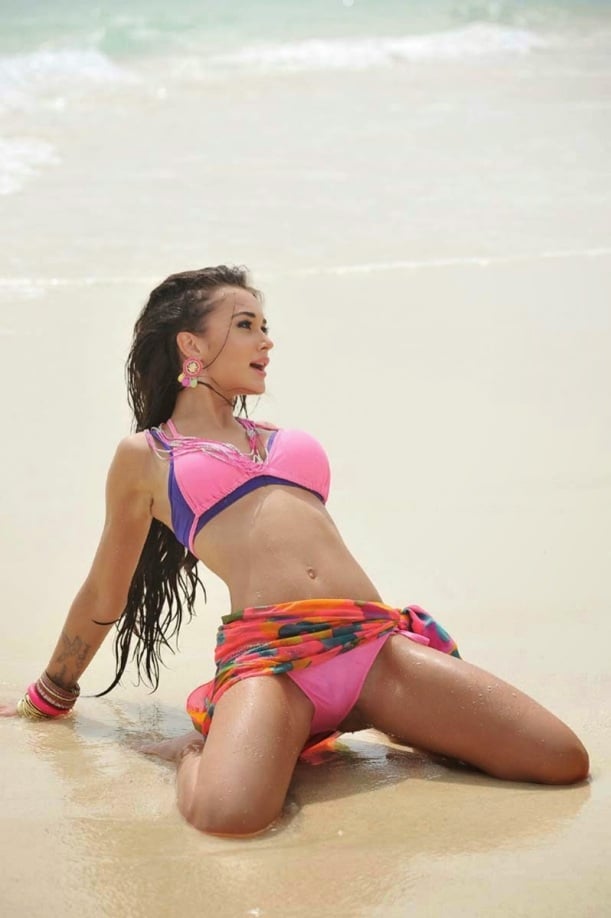 Amy Jackson Hot Photo Stills