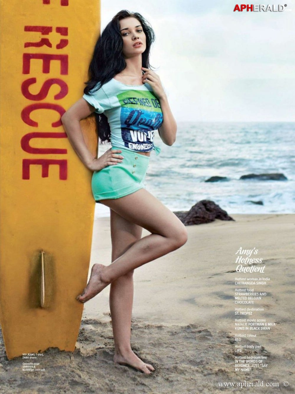 Amy Jackson Hot Stills