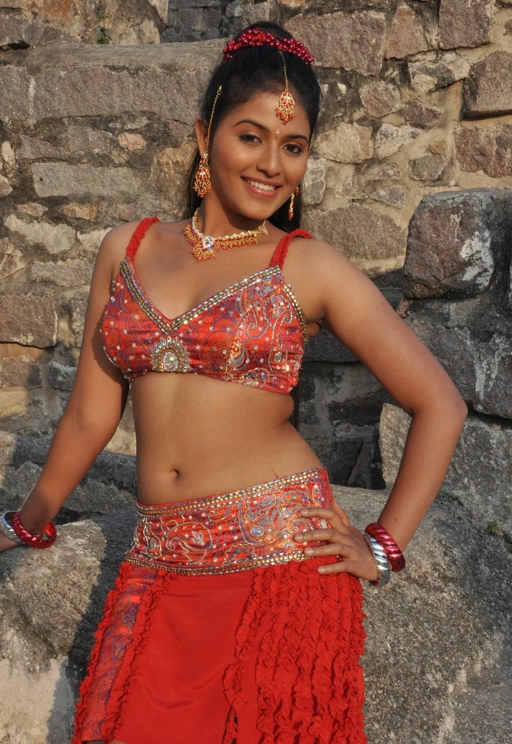 Anjali Latest Hot Dance Stills