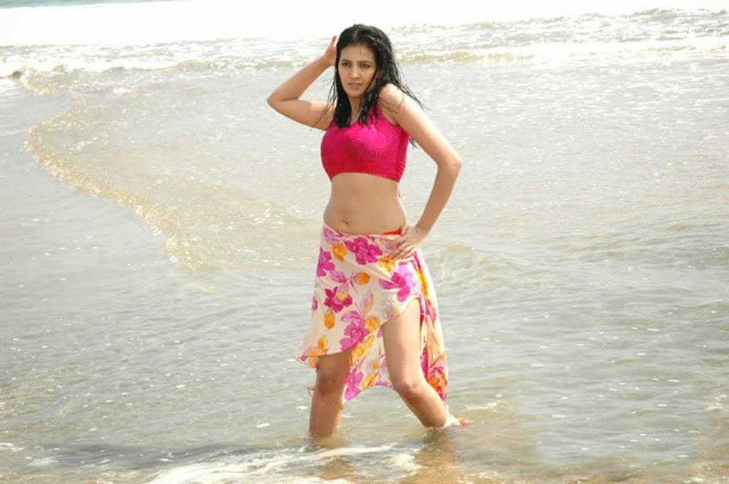 Anu Mehta Sexy Wet Wallpapers