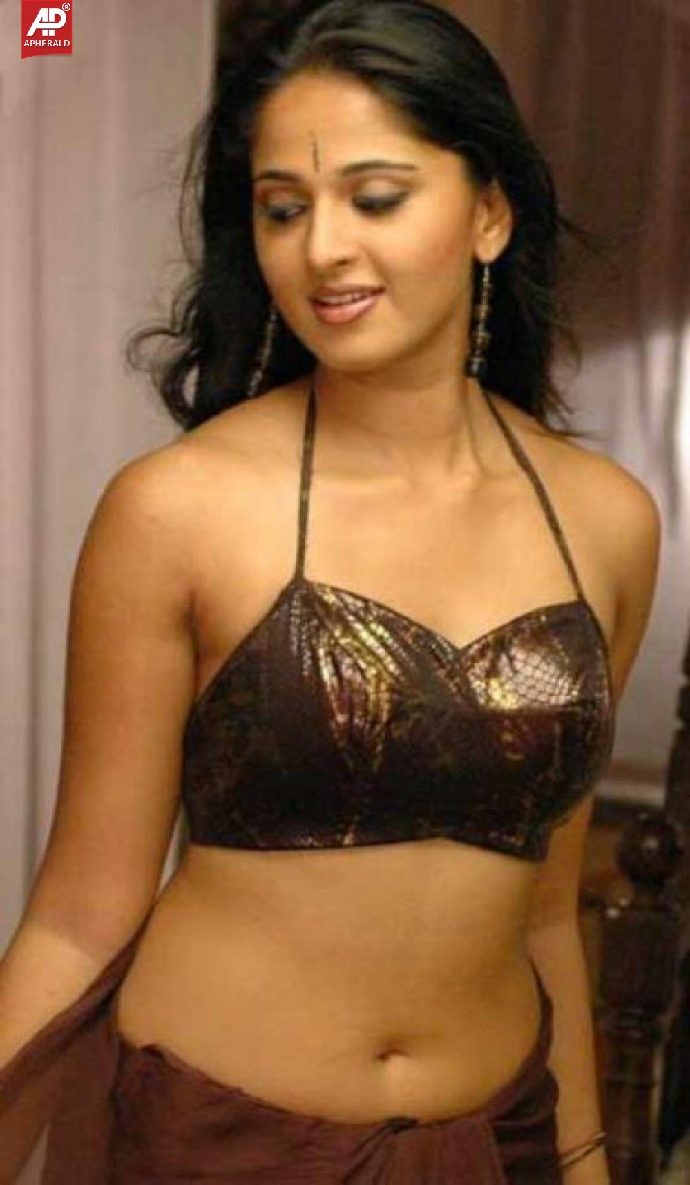 Anushka Shetty Hot Wallpapers