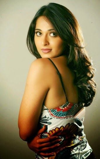 Anushka Shetty New Spicy Pics
