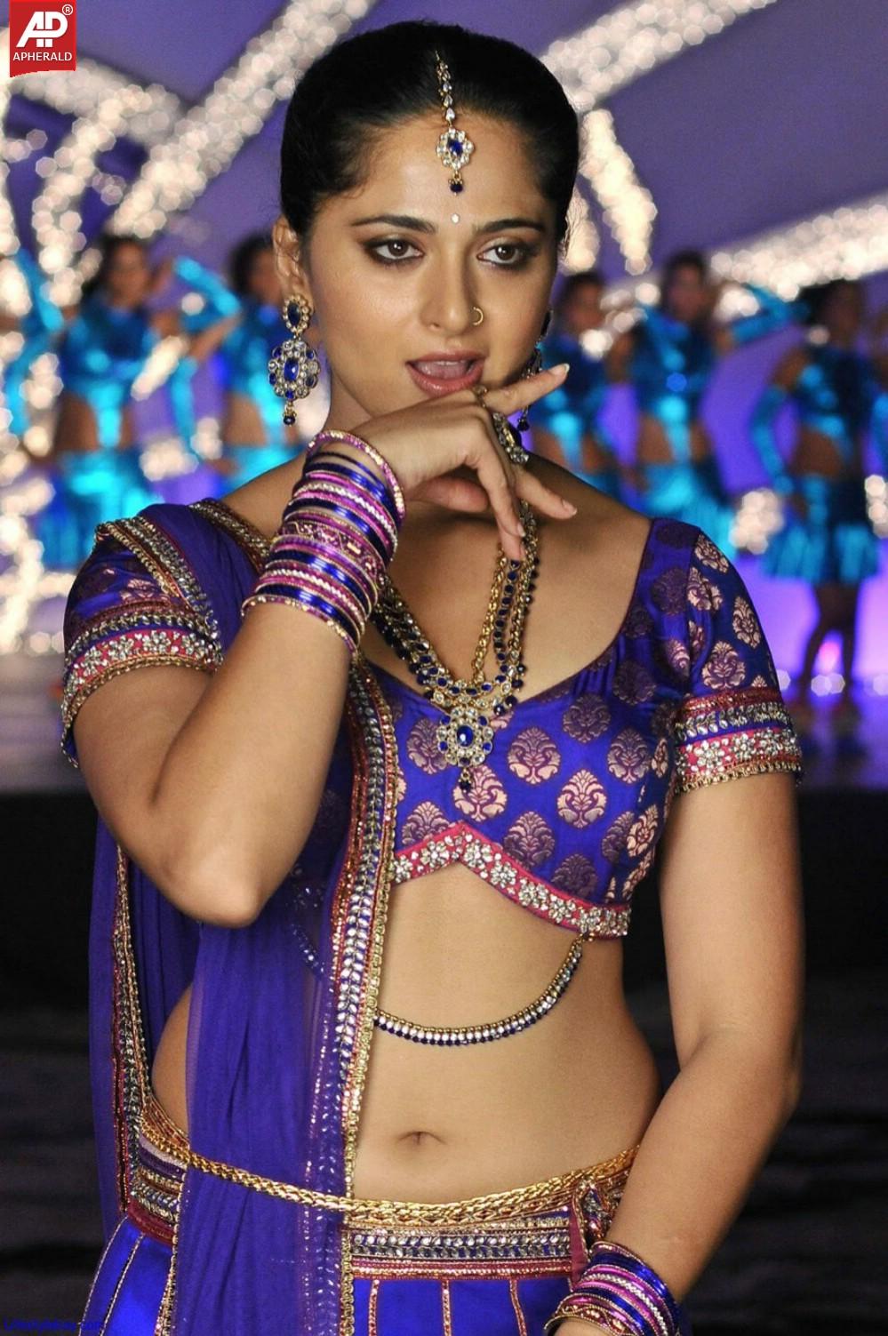 Anushka Shetty Unseen Hot Sexy Photos