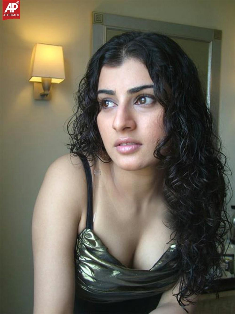 Archana Spicy Wet Stills