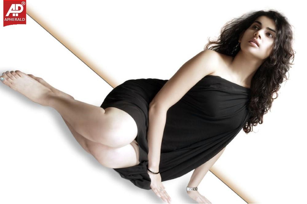 Archana Spicy Wet Stills