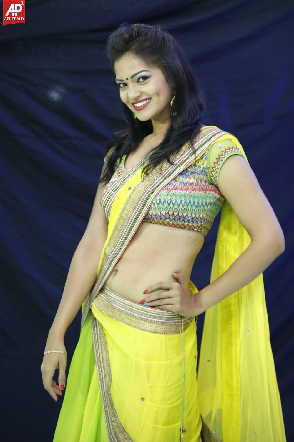 Aswi Hot Photos