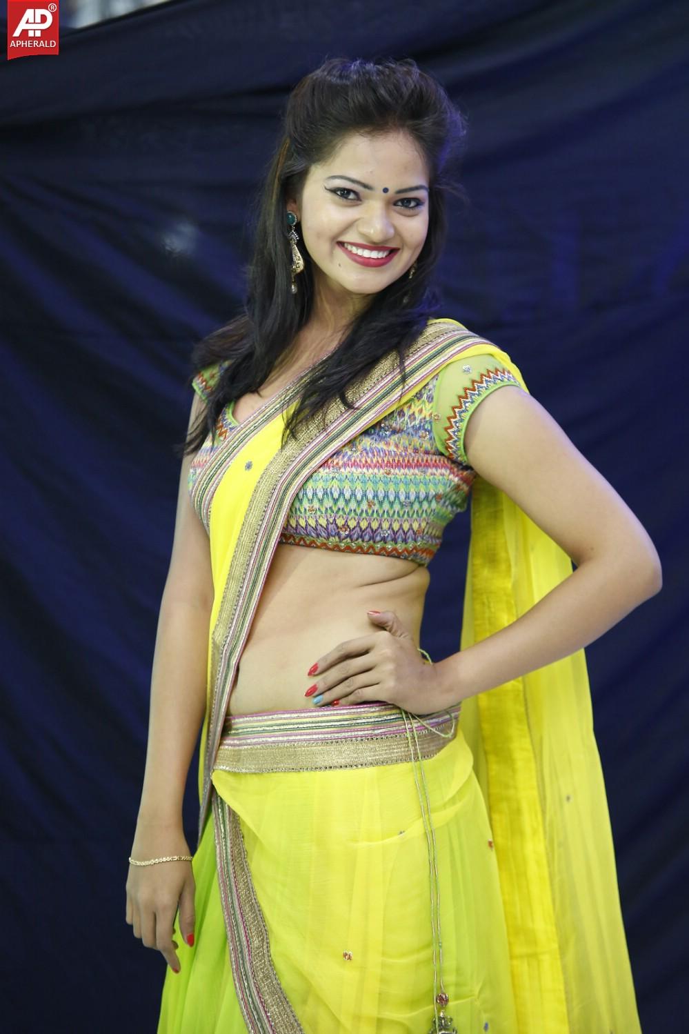 Aswi Hot Photos
