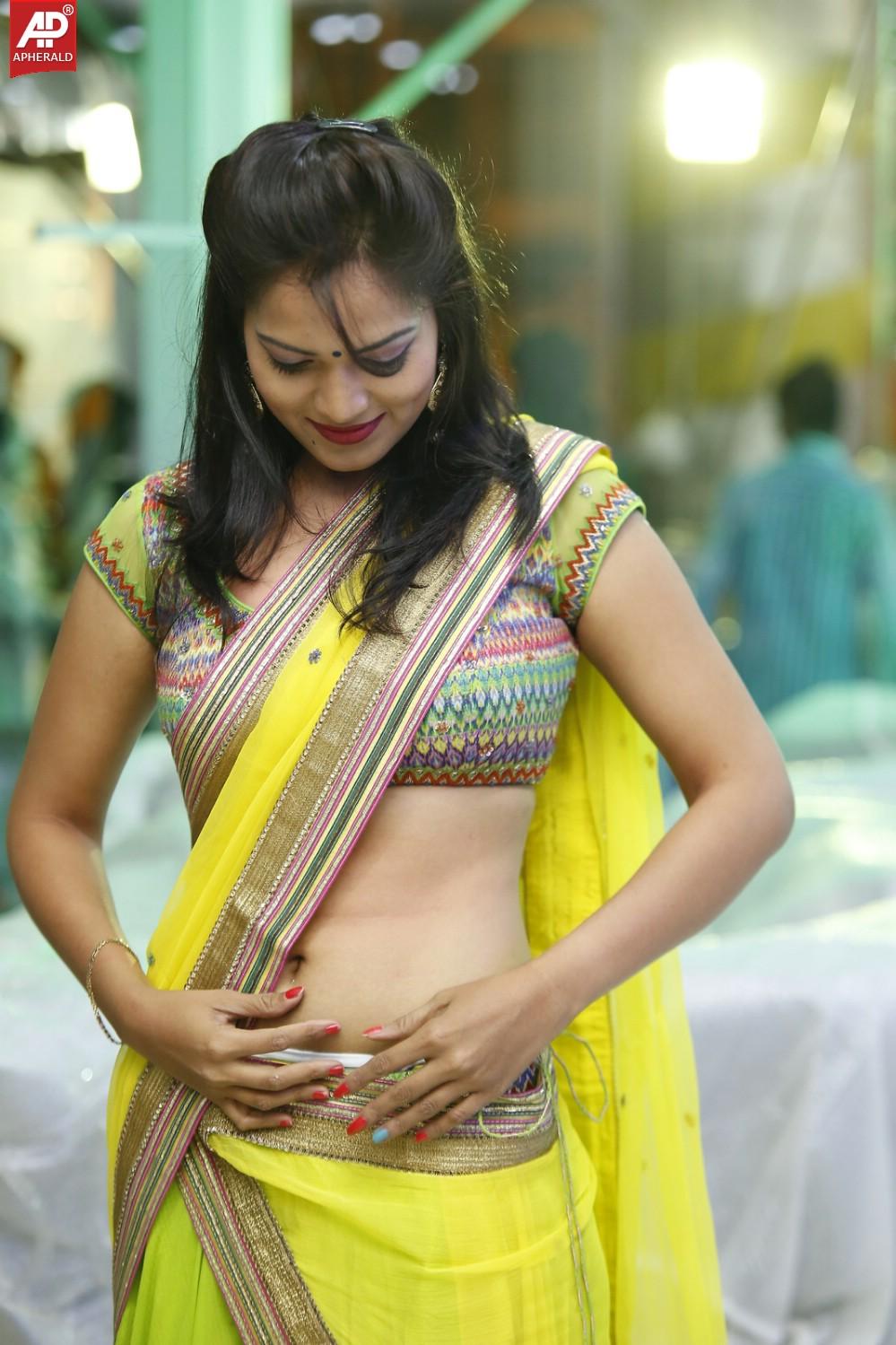 Aswi Hot Photos