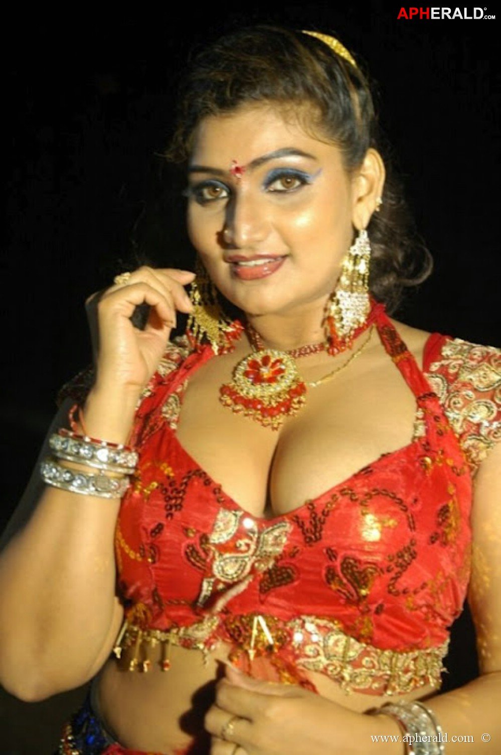 Babilona hot photos