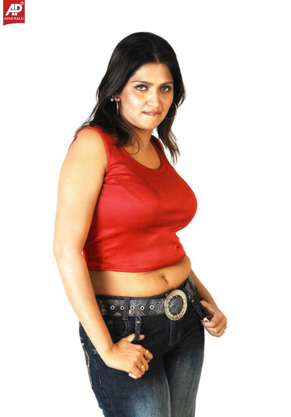 Bhuwaneshwari Aunty Hot Stills