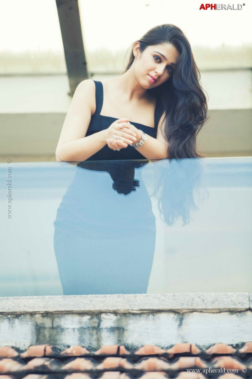 Charmi Navel Photo Shoot