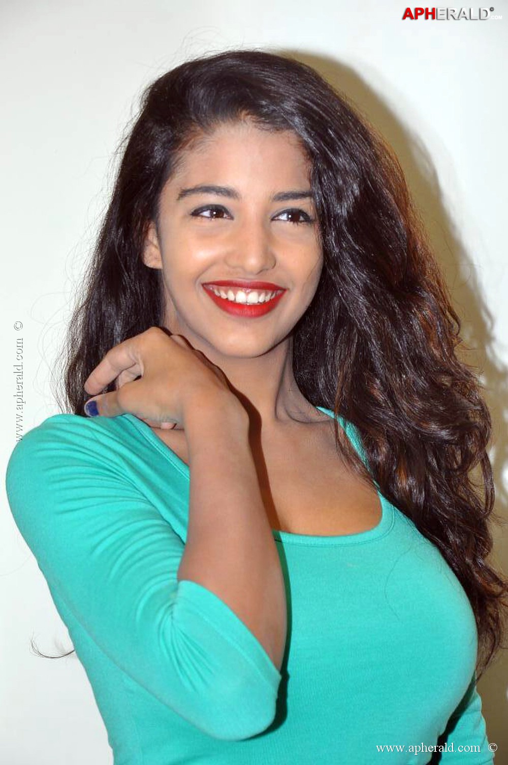 Daksha Nagarkar Stills