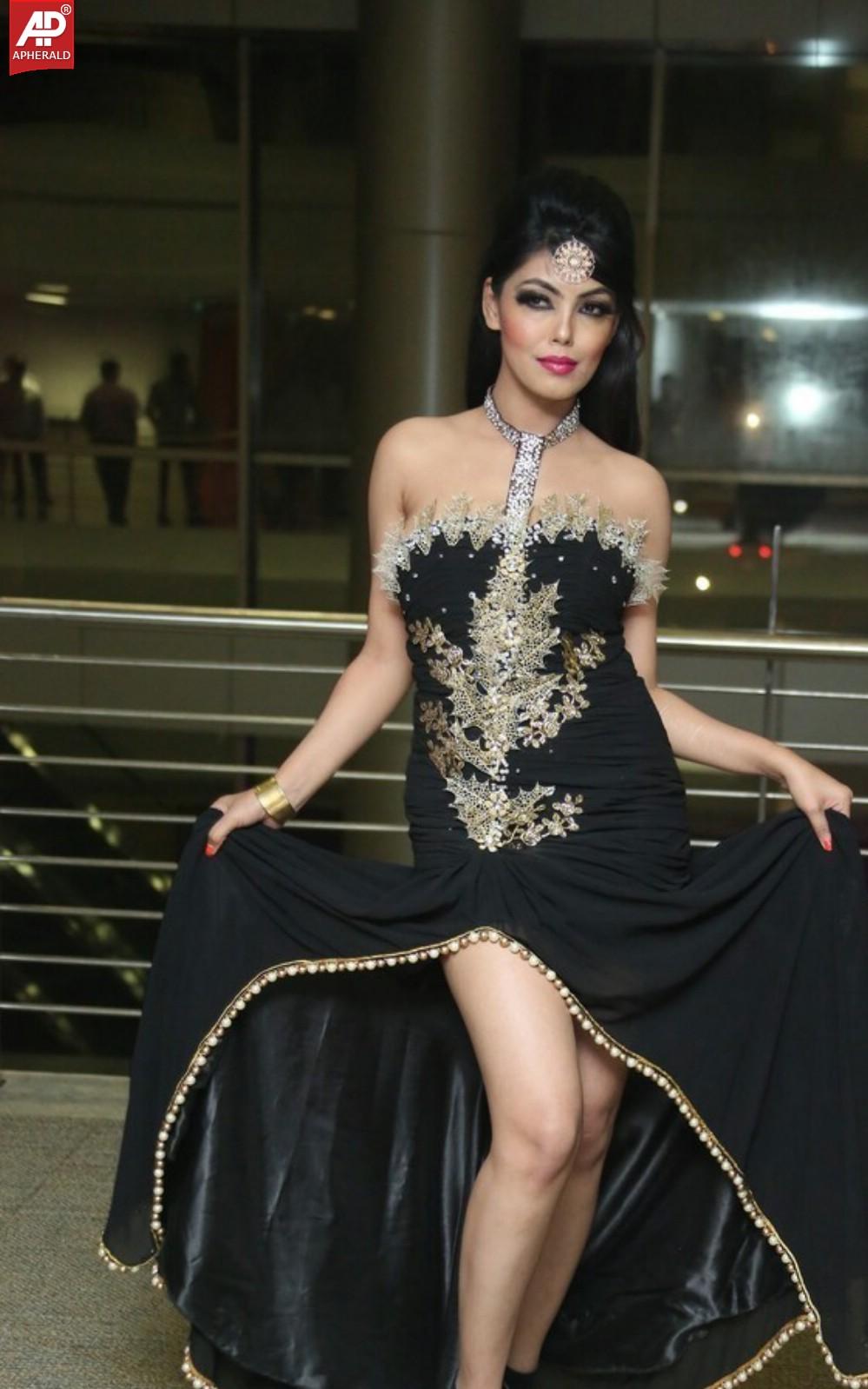 Deepa Latest Spicy Stills