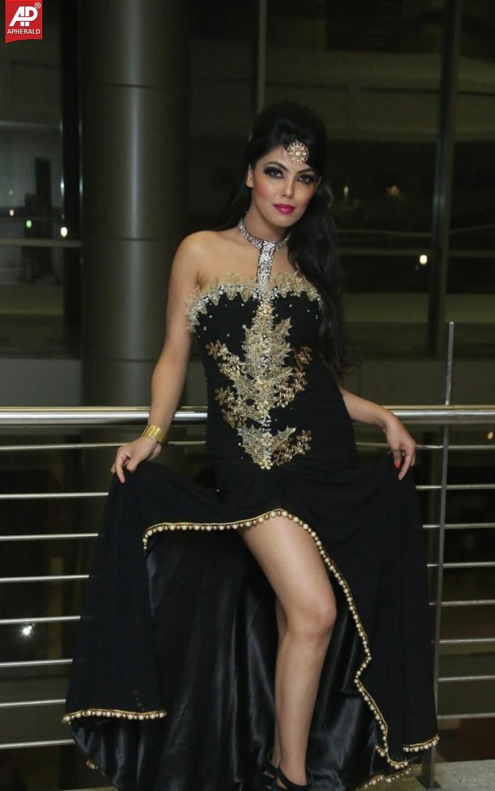 Deepa Latest Spicy Stills