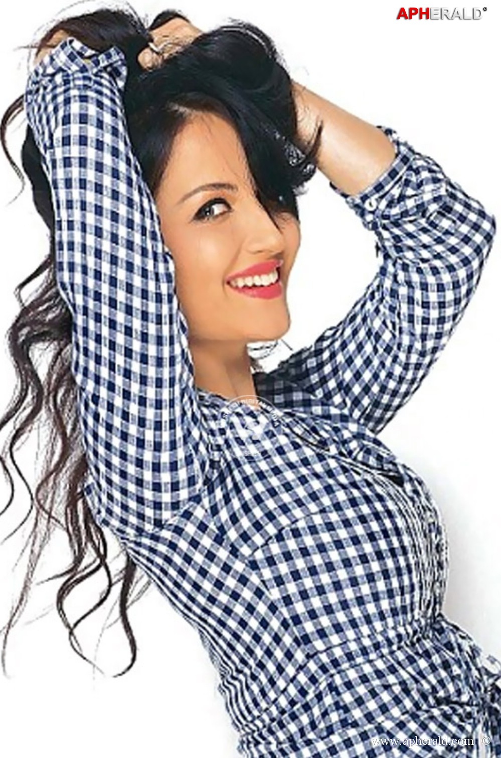 Elli Avram Hot Pics