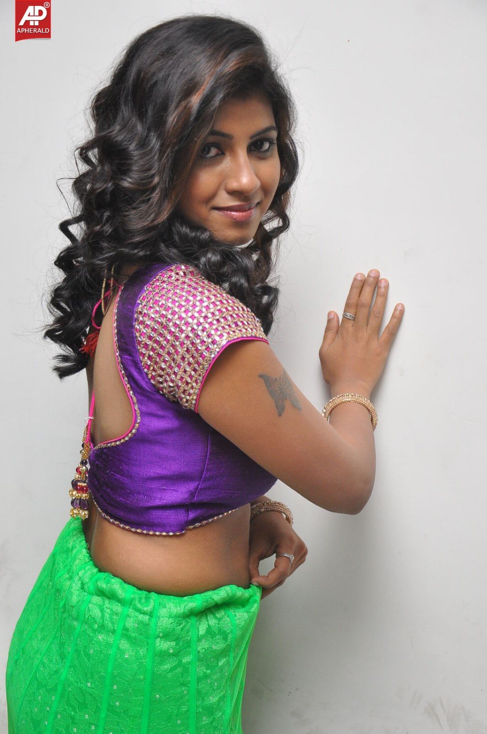 Geetanjali Hot Navel Photos