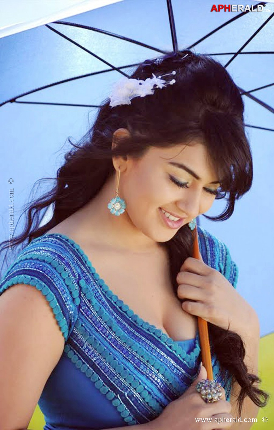 Hansika Hot Photos