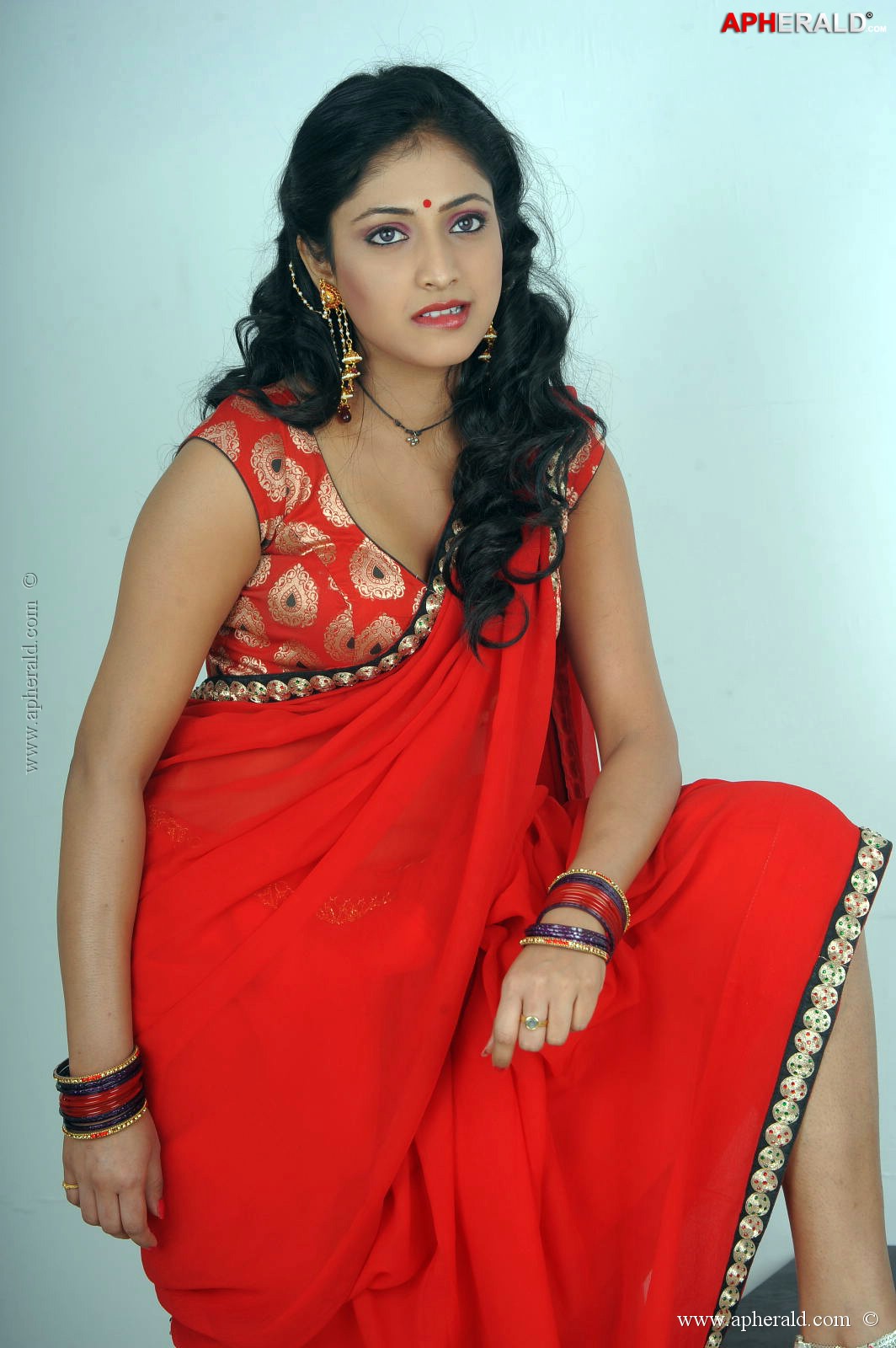 Haripriya Hot Navel Stills